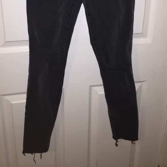 Madewell 9" High Riser Skinny Skinny Jean - Picture 2 of 5
